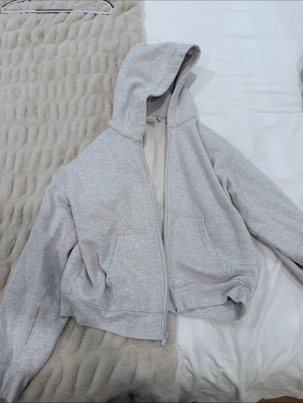 Aritzia ' Light Gray Zip Hoodie Jacket - Classic Everyday Layer